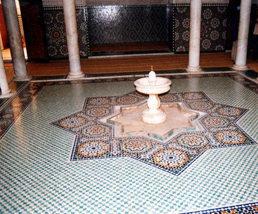Fontaine  l'intrieur du  Mausole Moulay Ismal